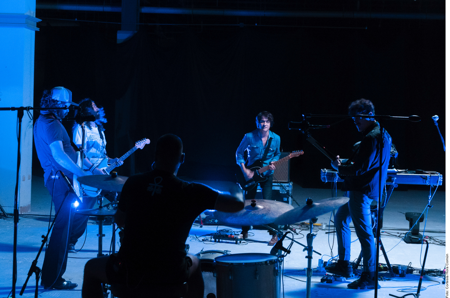 Sesiones de Hora Común transforman un local vacío en foro